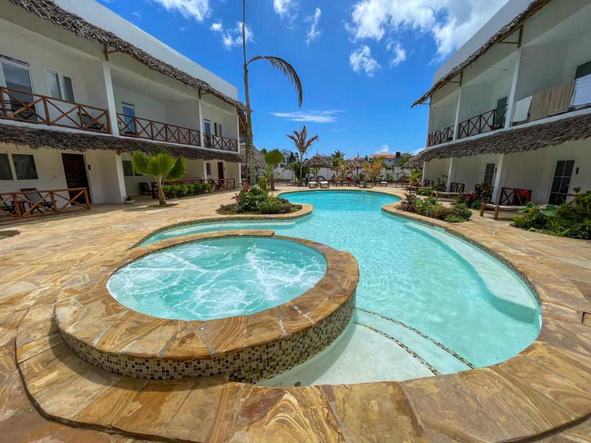 Kibanda Lodge And Beach Club Нунгви Экстерьер фото